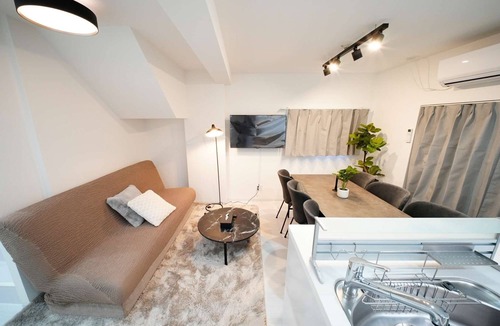Nakano Apartment | Beautiful Fully Renovated Room