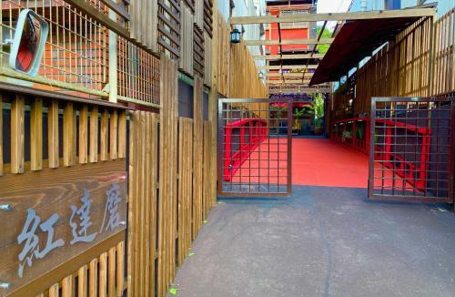 Sakyo Ward Apartment | Benidaruma - Ichigo Daifuku