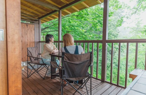 Minano Cottage | Cottage like a tree house with a sea of clouds fro/Chichibu-gun Saitama