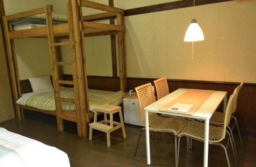 Nakabaru House | Cotton Club Cottage A Private Retreat in Aso