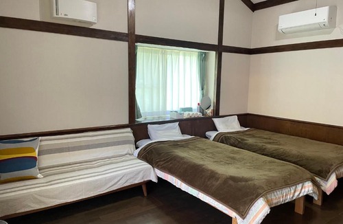 Nakabaru House | Cotton Club Cottage A Private Retreat in Aso