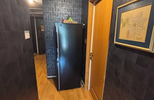 Akasaka Condo | Cozy 2 bedrooms in central Tokyo with private bath and living room.