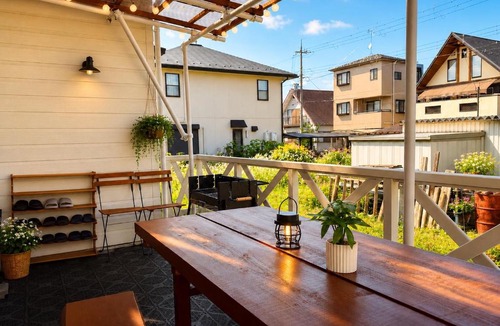 Shiga Prefecture Apartment | Daiwa House BBQ 琵琶湖徒步3分 無料駐車4台プロジェクター