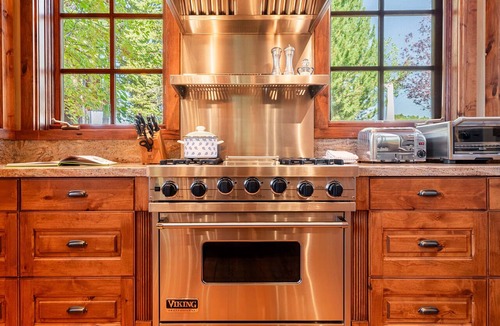 Deer Valley House | Deer Valley Ski Lodge + Hot Tub + dogs welcome