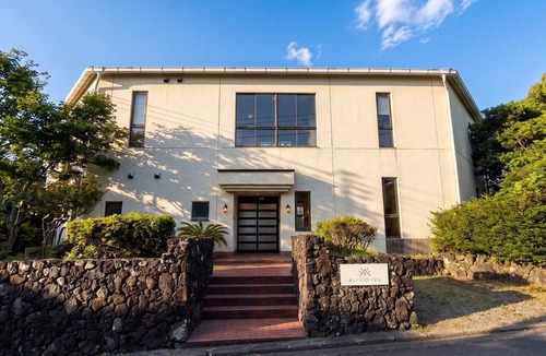 Yawatano House | Enjoy your time with friends in our wellequipped /Ito City Shizuoka