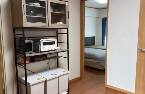 Kashiwa Apartment | Entire貸切 JR北柏駅徒歩2分 HYGGE HOUSE 旅人の家 駐車無料 高速Wi-Fi フルキッチン 洗濯乾燥機 長期滞在 アメニティ完備 上野30分 成田空港60分