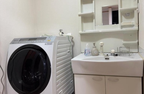 Kashiwa Apartment | Entire貸切 JR北柏駅徒歩2分 HYGGE HOUSE 旅人の家 駐車無料 高速Wi-Fi フルキッチン 洗濯乾燥機 長期滞在 アメニティ完備 上野30分 成田空港60分