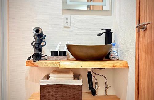 Nakagyo Ward Villa | Entire Machiya near Nijo Castle,6 min to Nijo Station,Up to 8 guests
