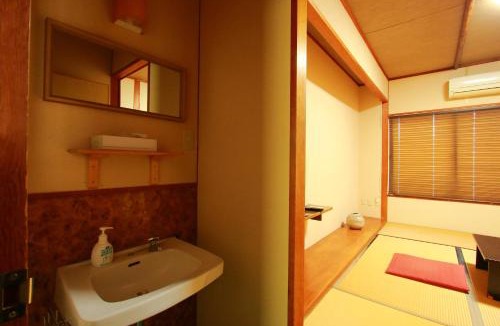Nejime Onsen Hotel | Family Ryokan Kawakyu with Showa Retro, private hot spring