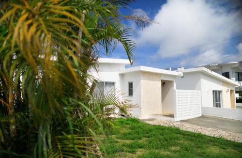 Okinawa Villa | Garage Hotel Okinawa