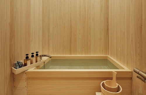 Awaji Hotel | Grand Chariot Hokutoshichisei 135°