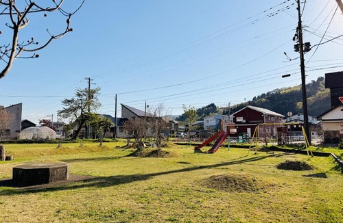 Minamiuonuma House | Green House- 200 m from Urasa Station