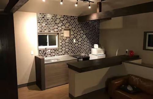 Shima House | Green Room
