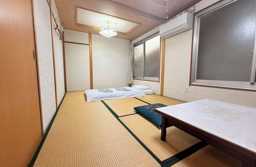 Miyoshi House | Guesthouse KAZURABASHI