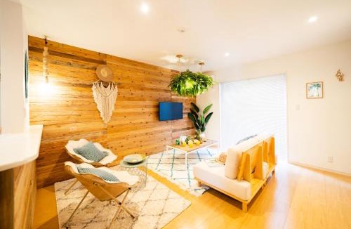 Ginowan House | Guesthouse Seawall