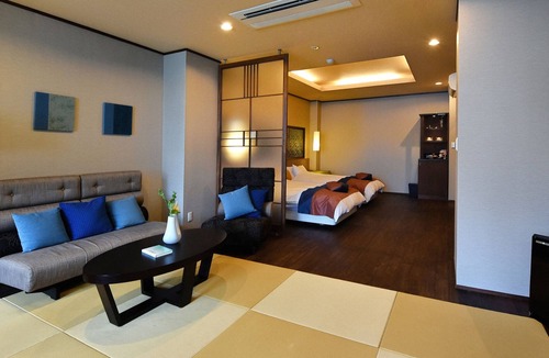 Futami House | Hamachiyokan