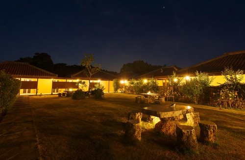 Taketomi-jima Taketomi-cho Hotel | Hotel Peace Island Taketomijima