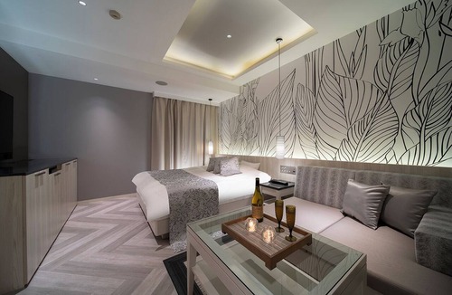 Himeji Hotel | HOTEL PORTO - Adults Only