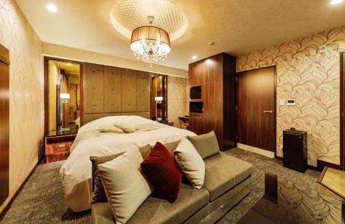 Sanbancho Hotel | Hotel ROSSO 松山