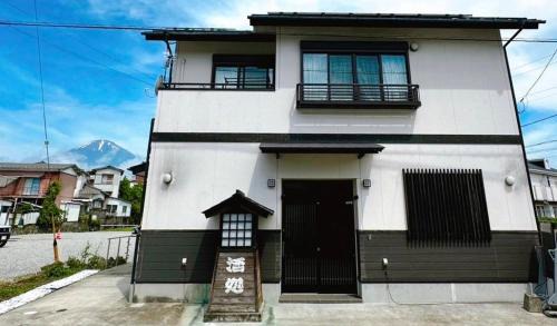 Gotemba Apartment | JR御殿場駅4min 富士山を眺める和風宿 2F