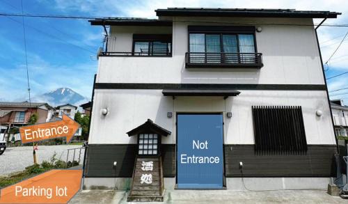 Gotemba Apartment | JR御殿場駅4min 富士山を眺める和風宿 2F