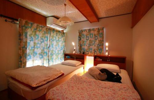 Kunigami-son House | Kitsunenotebukuro