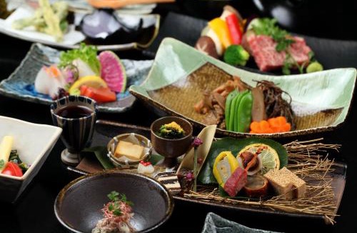 Kurokawa Onsen Hotel | Kurokawa Onsen Yama no Yado Shinmeikan