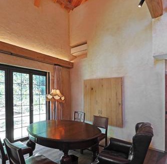 Onomichi House | La Maison Facior Onomichi ラ メゾン ファシオール 尾道 尾道新築一棟貸切 ヨーロッパ邸宅風宿 温泉徒歩1分 1LDK最大4名 駐車場1台付き Wi-Fi