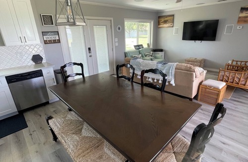 Lakeside House | Lake front property- livin' the "simple life" Vida Sencilla