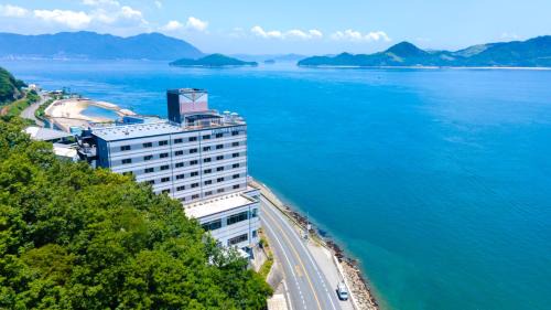 Ochi-gun Hotel | Livemax Resort Mihara Onsen Seafront