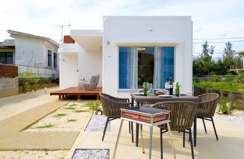 Tancha House | Longterm accommodation is welcome 1 minute walk /Kunigami-gun Okinawa