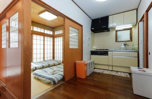 Nishi-Shinjuku House | Lovely 3-bedroom bungalow Near Shinjuku Central Park with AC