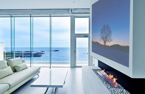 Futtsu Apartment | Luxury Oceanfront Owners Room with Mt. Fuji View | Up to 8 Guests | Near Tokyo