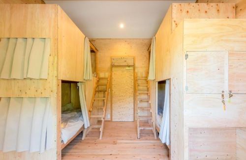 Amami House | Male Only Dormitory Guest House Amami Long Beach 2 Breakfast included- Vacation STAY 64524v
