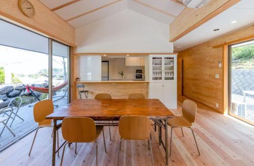 Amami House | Male Only Dormitory Guest House Amami Long Beach 2 Breakfast included- Vacation STAY 64524v