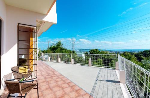 Takahara Villa | -Max 10- Spacious 135平米1453 sqft Private Villa with Balcony Rooftop Ocean & City Night Views-Tropical Soul Okinawa-