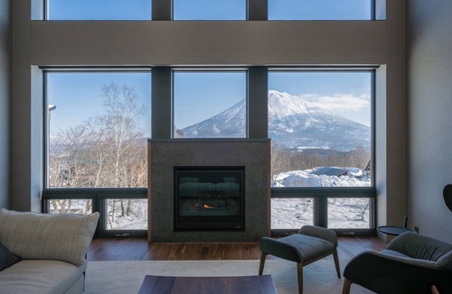Hirafu House | Modern and cozy 4bedroom chalet/Abuta-gun Hokkaidō