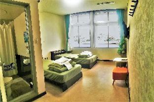 Tomari Hostel | My Place