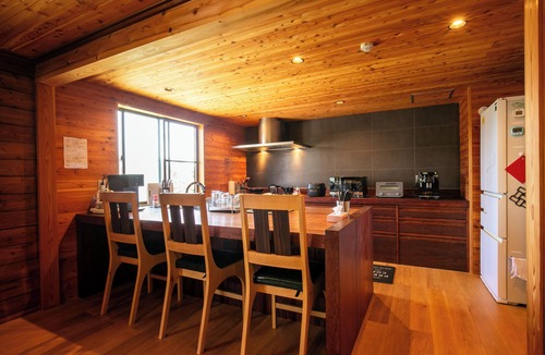 Myoko Ski Chalet | Myoko Akakura | Forest Fireplace Lodge | 3 min to Ski | Private Chalet for 15