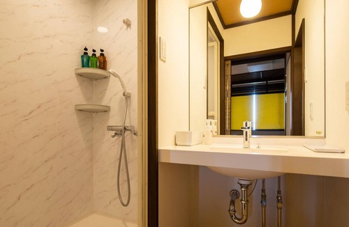 Himi House | Nadaura Onsen Motoyu Isopp