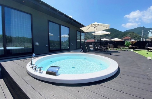Nishiizu House | Newly built villa with garden along the sea in Nis/Kamo District Shizuoka