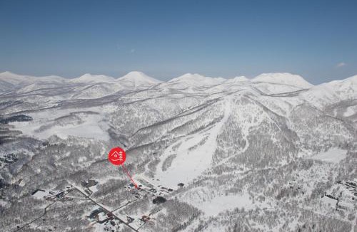 Niseko Cabin | Niseko Backcountry Lodge