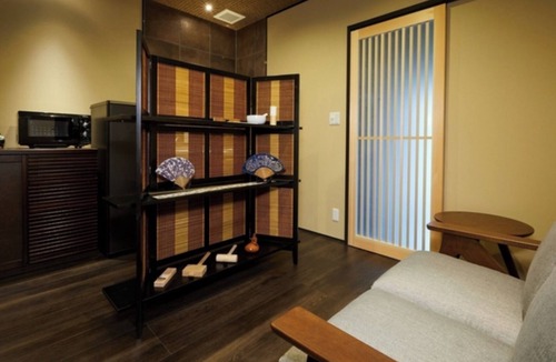 Shimogyo House | Nonsmoking Rinn Tsukinuke for 5 person Room only/Kyoto City Kyōto