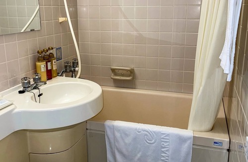 Ichihara Hotel | Nonsmoking Room only Twin Room B Perfect for b/Ichihara Chiba