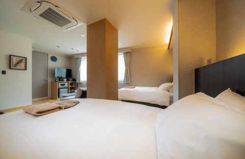Hatsukaichi Hotel | Nonsmoking Semidouble twin room 1st floor 33m2 E102 Suitable for business trips/Hatsukaichi Hiroshima