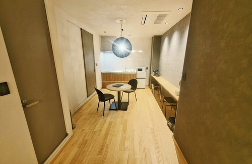 Hatsukaichi Hotel | Nonsmoking Semidouble twin room 1st floor 39m2 C103 Longterm stays possible/Hatsukaichi Hiroshima