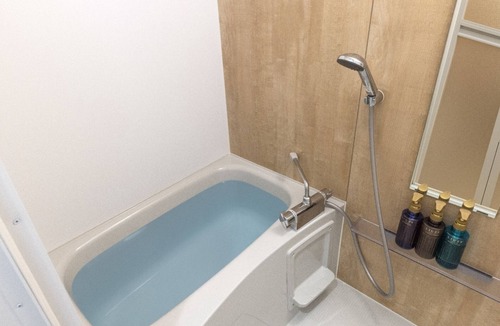 Ginowan Hotel | Nonsmoking Twin 4th to 6th floors with mini k/Ginowan Okinawa