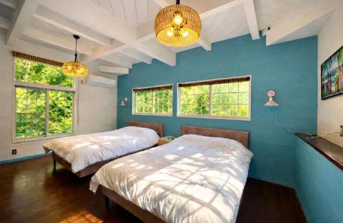 Kisami Villa | OceanWood Villa ファミリーやグループに最適 吉佐美大浜徒歩12分 広々220平米貸切ヴィラ 温水ジャグジー付 ペット可