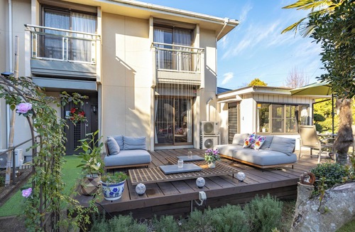 Chosei Villa | Pet friendly, spacious bedroom + private balcony
