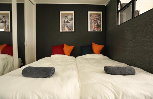 Higashiyotsugi Apartment | Private Modern House with Skytree View 4 Floors Entire Home 1min Station